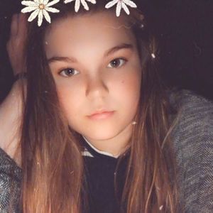 Meet your Posher, Mackenzie